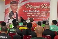 Merajut Kasih di Penghujung Ramadan, Said Abdullah Santuni Ratusan Ojol Sumenep