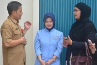Kadisnakertrans Sumenep Drs. Mustangin,M.S.i, Saat Melepas Nakes Asal Sumenep ke RS Arab Saudi, Senin (30/03/2026)