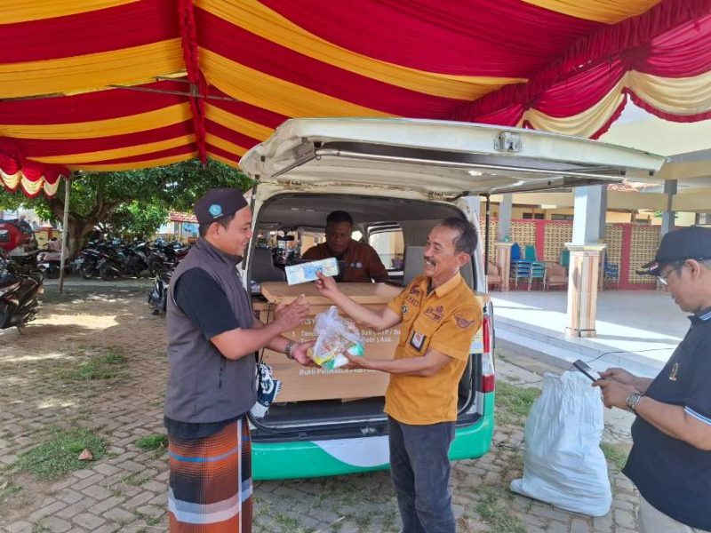 Samsat Keliling Menarik Minat Warga Raas, Satlantas Sumenep Perkuat Edukasi Pajak