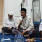 Komandan Batalyon (Danyon) 93 Ksatria Joko Tole Sumenep, Mayor Inf. Aditya Danang Putranto Saat Pimpin Pembacaan Yasin dan Tahlil Bersama di Mako Yonif 93 Ksatria Joko Tole 