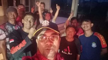 Tim Unit Reaksi Cepat Damkar Satpol Sumenep Usai Mengevakuasi 