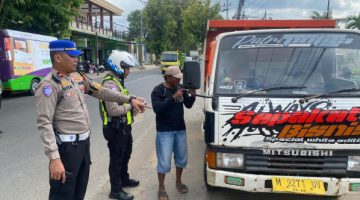 Operasi Gabungan di Sumenep, Truk Galian Tanpa Terpal Ditindak Tegas Secara Humanis