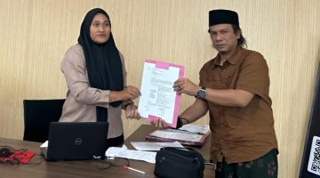 Ketua JSI Sumenep Igusty Madani Yang Melayangkan Surat Pemberitahuan Aksi Damai Ke Polres Sumenep
