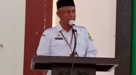 Kadisdik Sumenep H. Moh. Iksan, S.Pd.,M.T di Acara Sosialisasi Bantuan Operasional Satuan Pendidikan (BOSP) PAUD dan Kesetaraan Tahun Anggaran 2026, Rabu (22/04/2026)