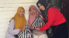 Momentum Hari Kartini, PDI Perjuangan Sumenep Gelar Aksi Sosial untuk Ibu-Ibu Lansia