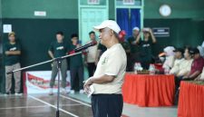 Ketua PBSI Sekaligus Kadisdik Sumenep H. Moh. Iksan, S.Pd.,M.Pd di Pembukaan Lomba Bulu Tangkis 2026