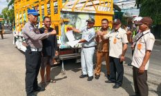 Opgab Pajak Kendaraan di Sumenep: 7 Pelanggaran Terjaring, Snack hingga Stiker Keselamatan Warnai Operasi