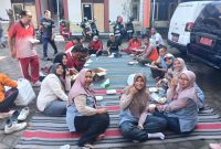 Suasana Makan Bersama Penuh Kebersihan Kepala Bapenda Ferdiansyah Tetrajaya Bersama ASN di Lingkungan Bapenda, Jum'at (24/04/2026)