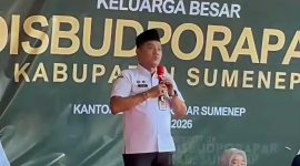 Kepala Disbudporapar Sumenep, Faruk Hanafi, S.Sos., M.Si saat Memberikan Sambutan di Acara Halal Bihalal 