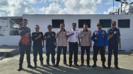 Tim URC Damkar Sumenep Saat Pemberangkatan di Pelabuhan Kalianget Menuju Pulau Raas, Kamis (02/03/2026)