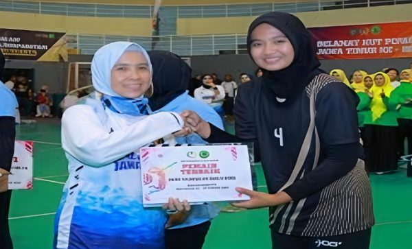 Aprilia Firmadist Bersinar, PIPAS Madura Juara Voli Putri HBP ke-62