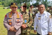 Ketua DPRD Sumenep H. Zainal Arifin, S.H., (Tengah) Bersama Kapolri Jenderal Polisi Listyo Sigit Prabowo di Acara Retreat Di Akademi Militer Magelang 