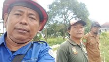 Tim Unit Reaksi Cepat Damkar Satpol PP Sumenep Usai Mengevakuasi 