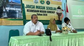 Kasi Intelejen Kejari Sumenep Endro Riski Erlazuardi, S.H.,M.H., Di Acara Jaksa Masuk Sekolah di SMAN 3 Sumenep 