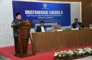 Wabup KH Imam Hasyim Saat Membuka dan Memberikan Sambutan di Acara Muscab ika  Unair Sumenep