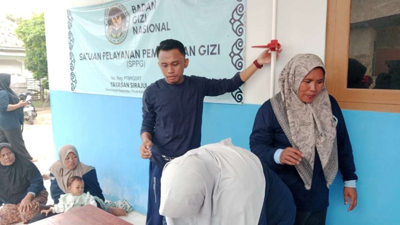 Dukung Program MBG, Relawan SPPG Sirajul Akhyar Jalani Pemeriksaan Kesehatan Menyeluruh