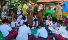 Perpusling Dispusip Sumenep Diserbu Siswa SDN Batuan 1, Semangat Literasi Tumbuh di Tengah Keceriaan Anak-Anak