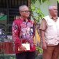 Dirut BPRS Sumenep Hairil Fajar Bersama Pengawas Kota Disaat Peluncuran Perpustakaan Ramah Anak di SDN Pajagalan II, Selasa (05/05/2026)