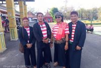 Kadisbudparopar Sumenep Faruk Hanafi Didampingi Ketua Pelaksana Festival Jeren Serek, Kabid Kebudayaan Moh Zaini dan Kabid Pariwisata Andrie Zulkarnain, Minggu (10/05/2026)