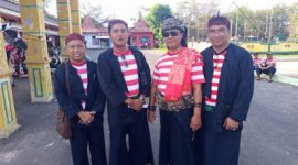 Kadisbudparopar Sumenep Faruk Hanafi Didampingi Ketua Pelaksana Festival Jeren Serek, Kabid Kebudayaan Moh Zaini dan Kabid Pariwisata Andrie Zulkarnain, Minggu (10/05/2026)