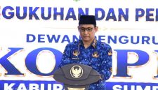 Sekdakab Sumenep Agus Dwi Saputra, S.Sos, M.Si di Acara Pengukuhan dan Pelantikan Korpri Sumenep di Pendopo Agung Keraton Sumenep, Selasa (12/05/2026)