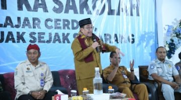 Wabup Sumenep KH Imam Hasyim Di Acara Samsat Ka Sakolah di SMAN 1 Kalianget, Selasa (19/05/2026)