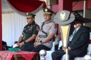 Kapolres Sumenep AKBP Anang Hardiyanto, SIK. (Tengah) Bersama Wabup dan Dandim Sumenep Di Peringatan Hardiknas dan Harkitnas Tahun 2026 di Halaman Kantor Pemkab Sumenep, Rabu (20/05/2026)