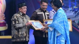 Wabup KH Imam Hasyim Terima East Java Maritime Awards 2026 untuk Bupati Sumenep, Bukti Keseriusan Bangun Transportasi Laut