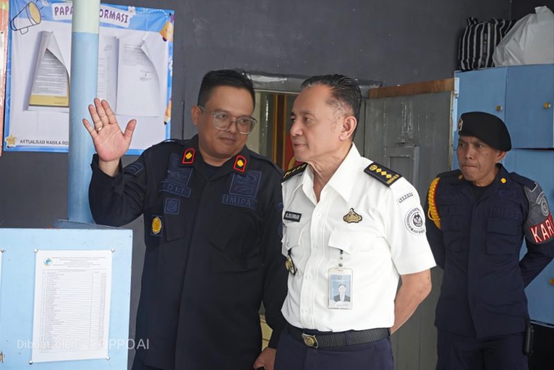 Direktorat Jenderal Pemasyarakatan melalui Kantor Wilayah Jawa Timur, Alzuarman didampingi Karutan Aditya Wahyu Rahmadani Tinjau Rutan Kelas IIB Sumenep, Kamis (21/05/2026)