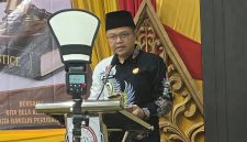 Staf Ahli Bidang Pemerintahan, Hukum dan Politik,  Hizbul Wathan, SH, MH, di Acara Diklat Paralegal Digelar LBH Achmad Madani Putra, Jum'at (22/05/2026)