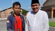 Presiden MU Achsanul Qosasih Bersama Jurnalis Olah Raga Mahrus Ali