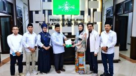 Ketua DPW Partai Nasdem Jawa Timur Lita Machfud Arifin Saat Menyalurkan Hewan Kurban, Selasa (26/05/2026)