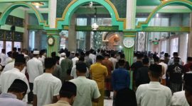 Suasana Khusuk dan Khidmat Mengiringi Sholat Idul Adha di Masjid Dua Kubah Atau Masjid Al Muqimin Desa Paberasan, Rabu (27/05/2026)