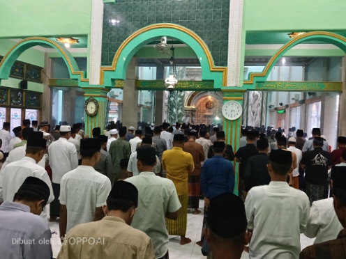 Suasana Khusuk dan Khidmat Mengiringi Sholat Idul Adha di Masjid Dua Kubah Atau Masjid Al Muqimin Desa Paberasan, Rabu (27/05/2026)