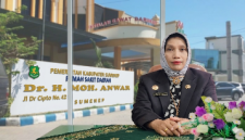 Direktur RSUDMA Sumenep dr. H. Erliyati, M.Kes 