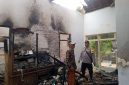 Rumah Warga di Pulau Giliraja Ludes Terbakar, Polisi Ungkap Dugaan Penyebab dan Kerugian Capai Rp300 Juta