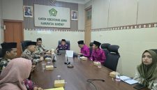 Kemenag Sumenep menggandeng RMI PCNU Sumenep dan HIMPSI Sumenep untuk merancang penguatan sistem perlindungan anak di lingkungan pesantren