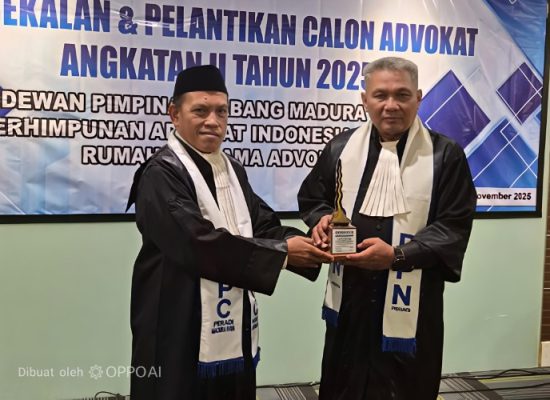 Ketua DPC PERADI Madura Raya, Syafrawi, S.H Bersama Ketua DPP Peradi Imam Hidayat 