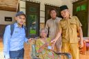 Kisah Humanis Penyaluran BLT DD Ekstrem di Gayam, Warga Stroke Tetap Terima Haknya