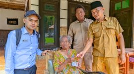 Kisah Humanis Penyaluran BLT DD Ekstrem di Gayam, Warga Stroke Tetap Terima Haknya
