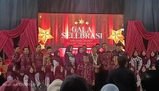 Perpisahan SDN Pajagalan II Tak Sekadar Seremoni, Kadisdik Sumenep Tekankan Pentingnya Akhlak dan Prestasi