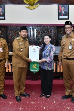 Transformasi ASN Sumenep: Bupati Fauzi Luncurkan Aplikasi SIMANTRA demi Layanan Publik Unggul