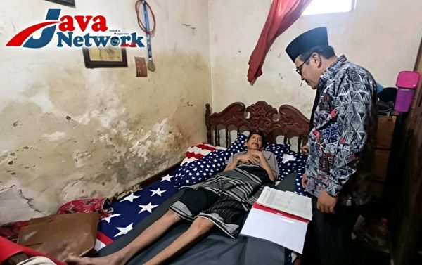Kepala KUA Kota Sumenep Jemput Bola Periksa Wali Nikah yang Stroke, Pastikan Akad Sah dan Berkekuatan Hukum