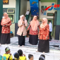 Bunda MODIS DWP Kemenag Sumenep Tanamkan Moderasi Beragama Sejak Hari Pertama Sekolah di MIN 2 Sumenep