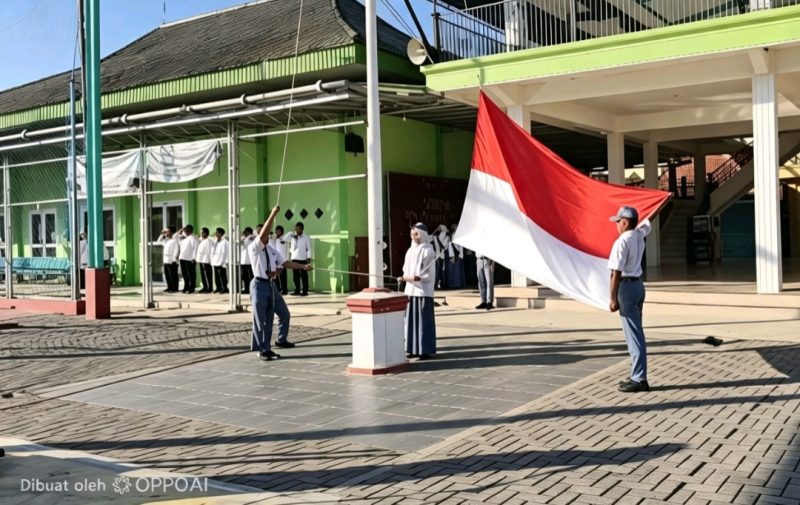 Upacara Bendera MAN Sumenep Soroti Etika Bermedia Sosial, Siswa Diminta Bijak Jaga Nama Baik Madrasah