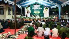 Pengajian Maulid Nabi di Raas Dipadati Warga, Jadi Momentum Kebersamaan dan Penutupan KKN