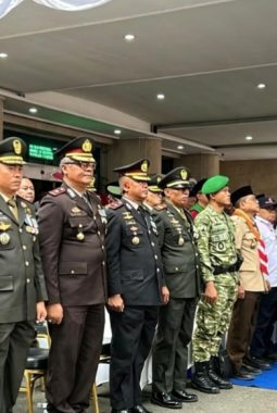Danyonif TP 931/KJ Hadiri Upacara HUT ke-81 RI di Balai Kota Jakarta Utara